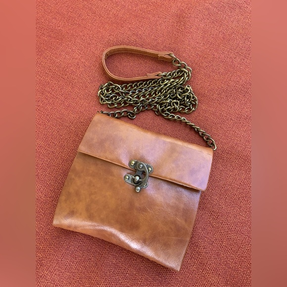 Steve Madden Chain Crossbody Faux Leather Small Bag - Picture 3 of 15